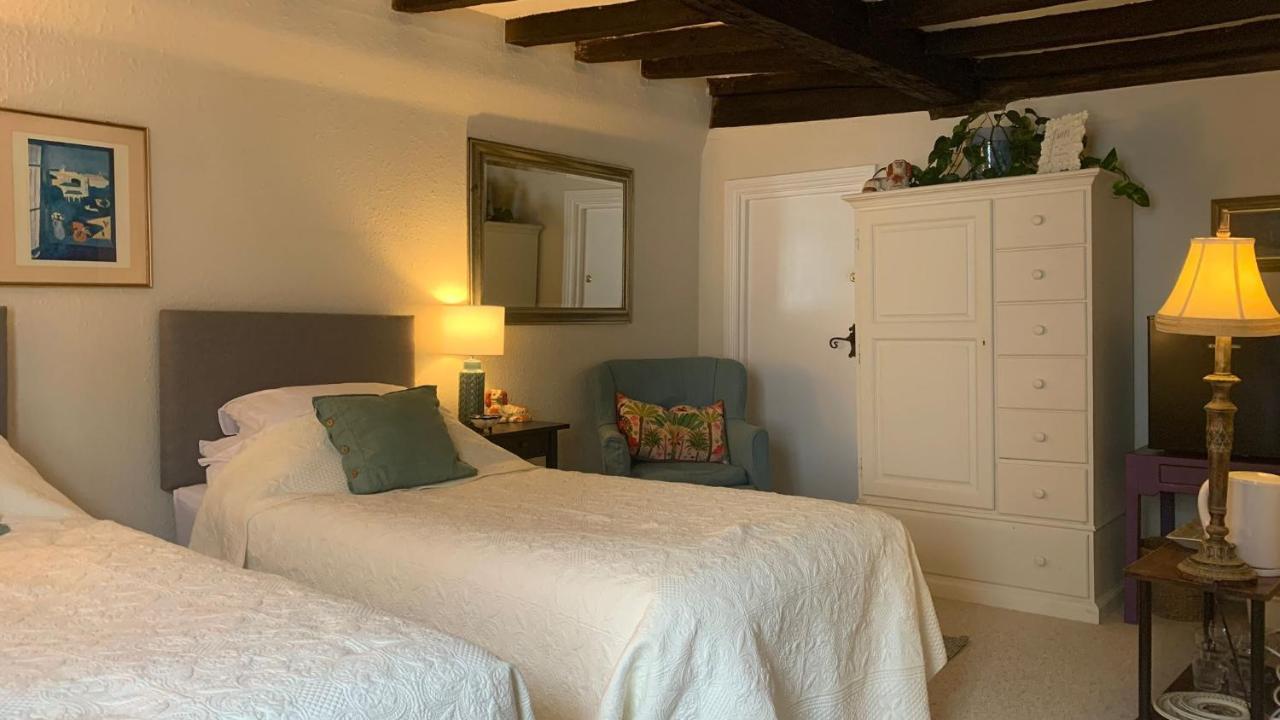 The Totnes Guest House. Upstairs At Zappa'S المظهر الخارجي الصورة