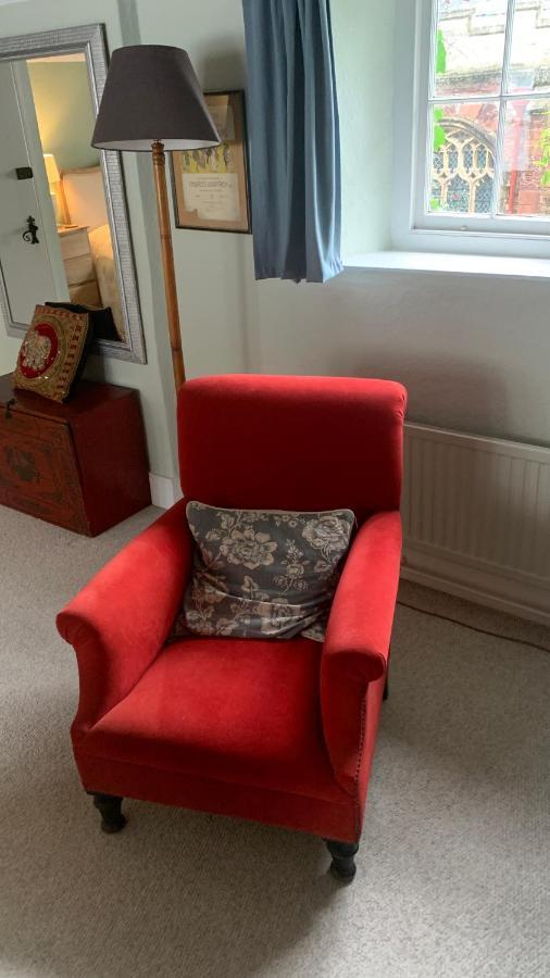 The Totnes Guest House. Upstairs At Zappa'S المظهر الخارجي الصورة
